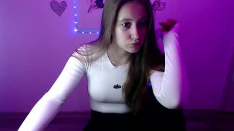 kamilla_love_ online show from 09/23/25, 11:13