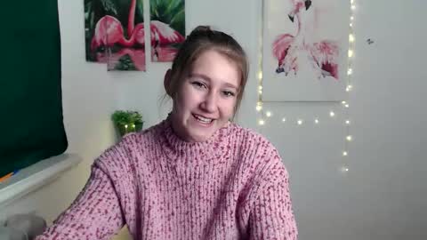 kamilla_love_ online show from 10/01/25, 12:33