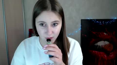 kamilla_love_ online show from 04/11/26, 11:58