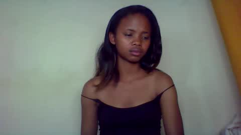 kamillah69 online show from 11/22/25, 06:29