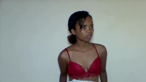 kamillah69 online show from 01/12/26, 01:38