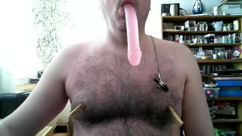 Snapshot of kamiluc1974_2 chatting on 02/19/25, 07:50 Kamil Lipovy online show from 02/19/25, 07:50