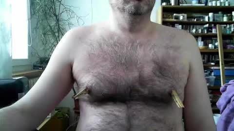 Snapshot of kamiluc1974_2 chatting on 11/17/25, 09:37 Kamil Lipovy online show from 11/17/25, 09:37