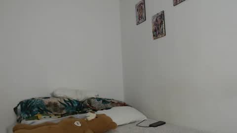 Snapshot of kammy_cami chatting on 02/24/26, 11:36 kammy y camila online show from 02/24/26, 11:36