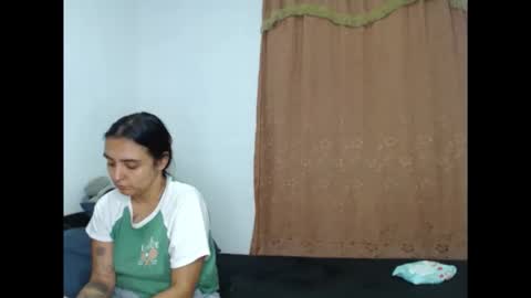 kammy   y   camila online show from 04/22/26, 03:09