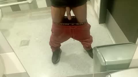 Snapshot of kamran3345 chatting on 01/12/26, 04:01 slave online show from 01/12/26, 04:01