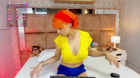 Snapshot of kandygirl_023 chatting on 07/07/26, 11:47 hello Im Danni online show from 07/07/26, 11:47