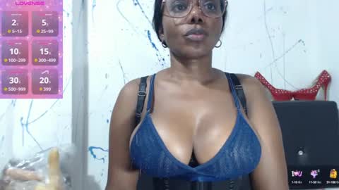 Snapshot of kandysexy chatting on 09/08/25, 05:12 Paola online show from 09/08/25, 05:12