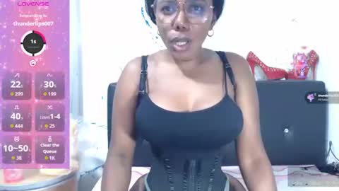 Snapshot of kandysexy chatting on 11/09/25, 05:55 Paola online show from 11/09/25, 05:55