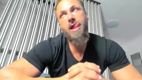 Snapshot of kanegriffin26 chatting on 11/03/25, 04:30 Kane OF strongkane online show from 11/03/25, 04:30