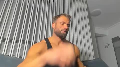 Snapshot of kanegriffin26 chatting on 11/24/25, 05:34 Kane OF strongkane online show from 11/24/25, 05:34