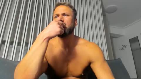 Snapshot of kanegriffin26 chatting on 11/26/25, 03:02 Kane OF strongkane online show from 11/26/25, 03:02