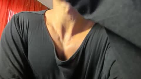 Snapshot of kanegriffin26 chatting on 12/15/25, 01:37 Kane OF strongkane online show from 12/15/25, 01:37