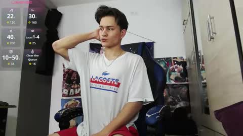 Snapshot of kanekixxxhot chatting on 01/18/26, 01:48 andres online show from 01/18/26, 01:48