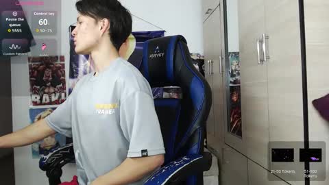 Snapshot of kanekixxxhot chatting on 02/11/26, 03:06 andres online show from 02/11/26, 03:06