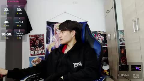 Snapshot of kanekixxxhot chatting on 02/15/26, 12:58 andres online show from 02/15/26, 12:58