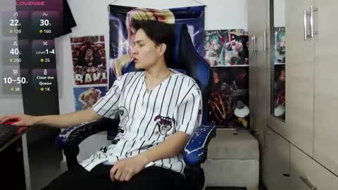 Snapshot of kanekixxxhot chatting on 02/16/26, 12:23 andres online show from 02/16/26, 12:23