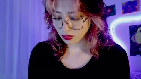   online show from 11/30/25, 10:25