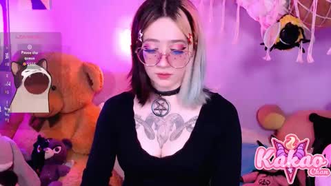 Snapshot of kao_chan chatting on 10/28/25, 04:27 kakao chan online show from 10/28/25, 04:27