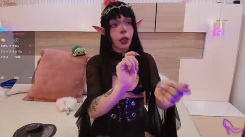 Snapshot of kaoriabyss chatting on 11/24/25, 09:36 kaoriabyss online show from 11/24/25, 09:36