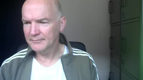 Snapshot of kapitein_rob chatting on 04/19/26, 05:29 Robbie online show from 04/19/26, 05:29