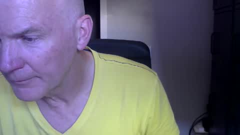 Snapshot of kapitein_rob chatting on 04/26/26, 06:27 Robbie online show from 04/26/26, 06:27