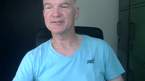 Snapshot of kapitein_rob chatting on 05/21/26, 02:57 Robbie online show from 05/21/26, 02:57