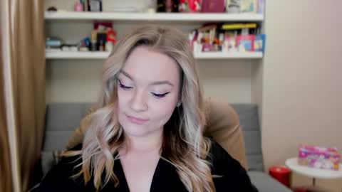 Kara. Off from 15th till 24th of December online show from 03/29/26, 10:32