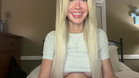 kara online show from 10/24/25, 01:46