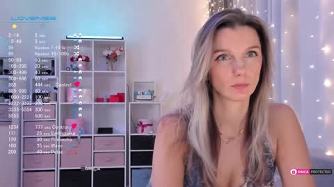 Julia online show from 02/06/25, 09:06