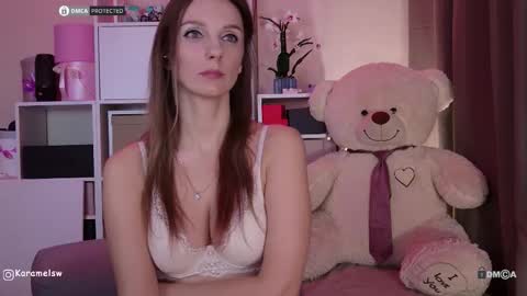 Julia online show from 03/06/26, 08:38