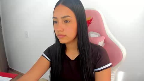 karely_sweet_ online show from 05/12/26, 09:12