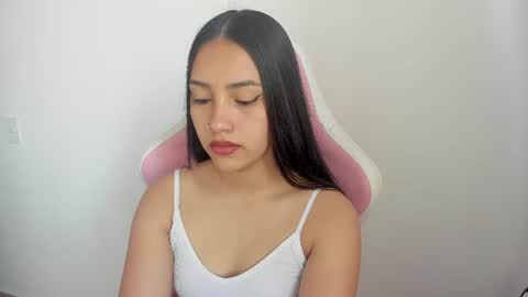 Snapshot of karely_sweet_ chatting on 07/10/26, 12:41 karely_sweet_ online show from 07/10/26, 12:41