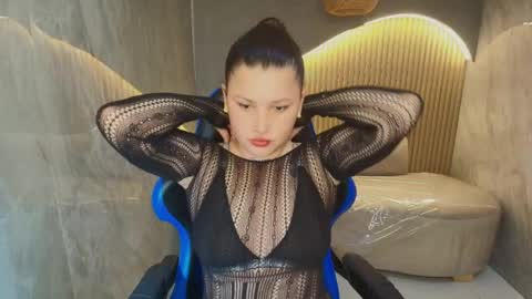 Snapshot of karen__r chatting on 04/08/26, 05:07 Karen online show from 04/08/26, 05:07