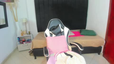 Snapshot of karen_adamss chatting on 01/10/26, 04:14 karen_adamss online show from 01/10/26, 04:14