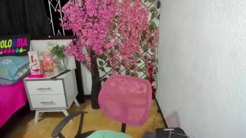 Snapshot of karen_milf_2 chatting on 10/02/25, 03:46 Karen online show from 10/02/25, 03:46