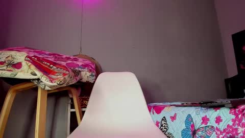 Karen online show from 02/28/25, 05:48