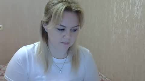Snapshot of karennelsonx chatting on 01/21/25, 07:39 karennelsonx online show from 01/21/25, 07:39