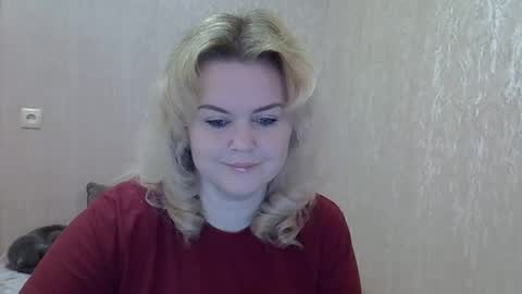 Snapshot of karennelsonx chatting on 02/16/25, 07:26 karennelsonx online show from 02/16/25, 07:26