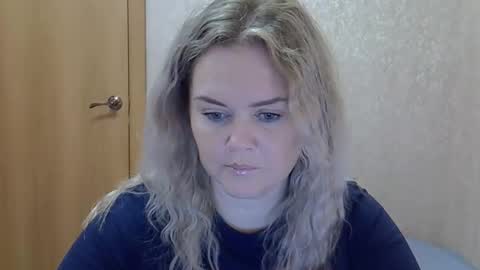 karennelsonx online show from 11/02/25, 03:03