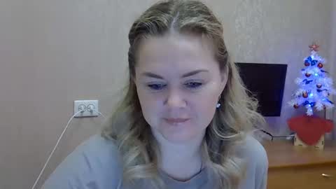 karennelsonx online show from 12/15/25, 11:03