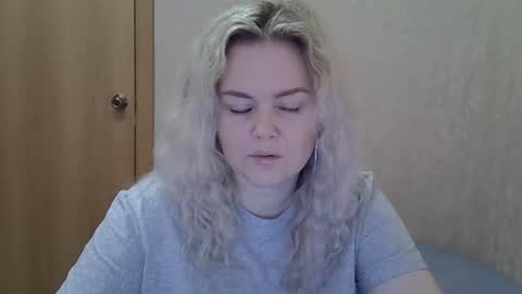 karennelsonx online show from 02/08/26, 11:46