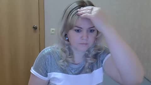 karennelsonx online show from 03/26/26, 10:10