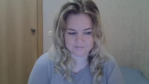 Snapshot of karennelsonx chatting on 07/11/26, 11:46 karennelsonx online show from 07/11/26, 11:46