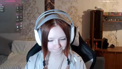 Lisa Backler online show from 10/01/25, 04:24