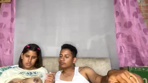 Snapshot of kariina_candy chatting on 11/14/25, 03:49 kariina candy and fox online show from 11/14/25, 03:49