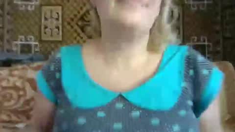 Karilina Hi online show from 12/14/24, 12:33