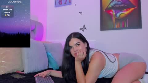 Karin    online show from 02/01/25, 05:07