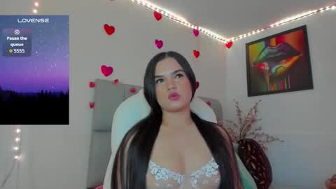 Karin    online show from 09/30/25, 01:49