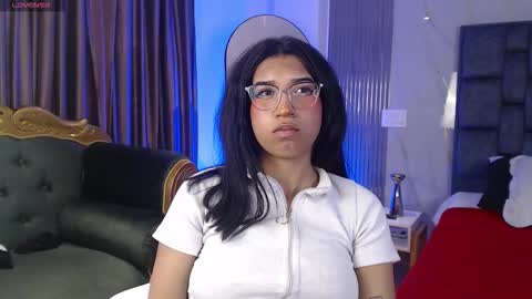 Karina online show from 02/15/26, 08:38